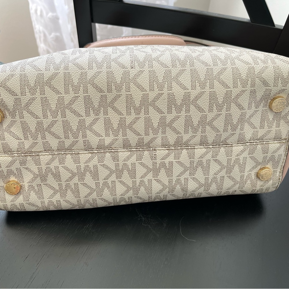 Michael Kors ❗️❗️Ciara large blush satchel - Picture 6 of 8